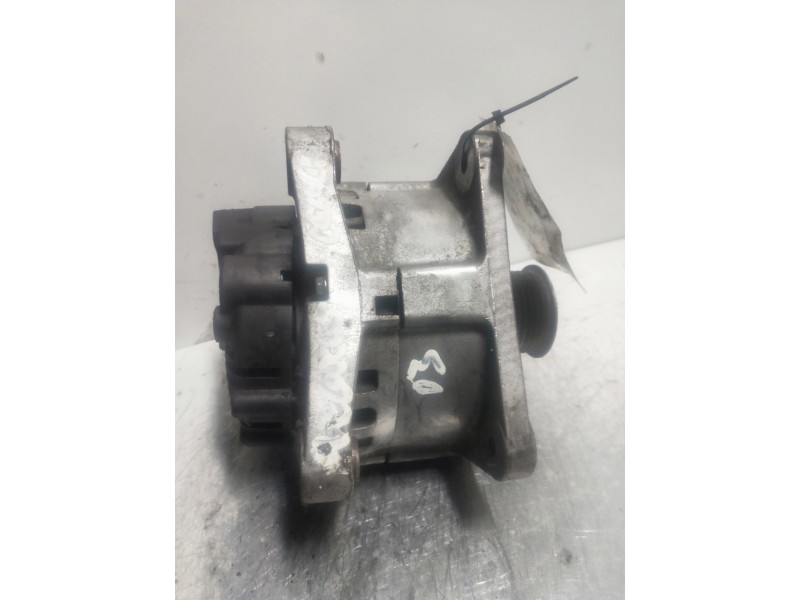 Recambio de alternador para renault megane ii berlina 3p dynamique referencia OEM IAM 8200290215  