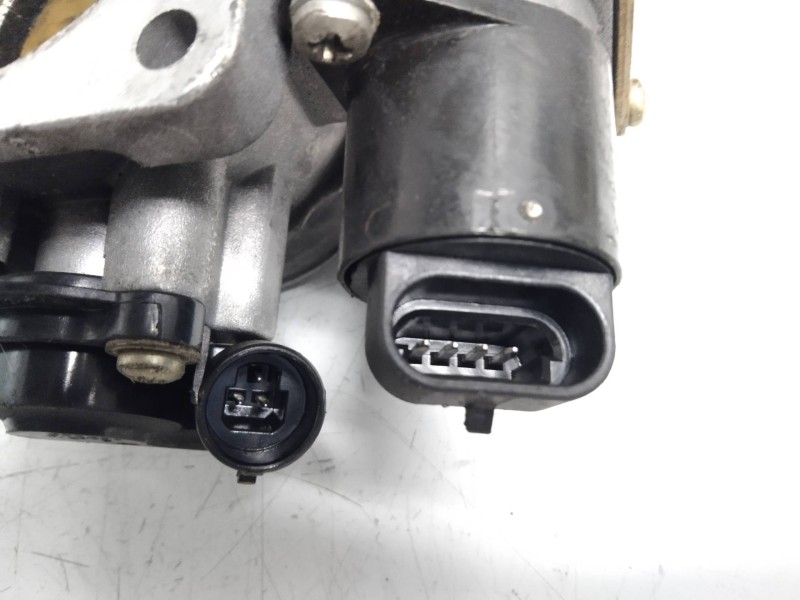 Recambio de caja mariposa para daewoo leganza 2.0 cat referencia OEM IAM 9430060037  