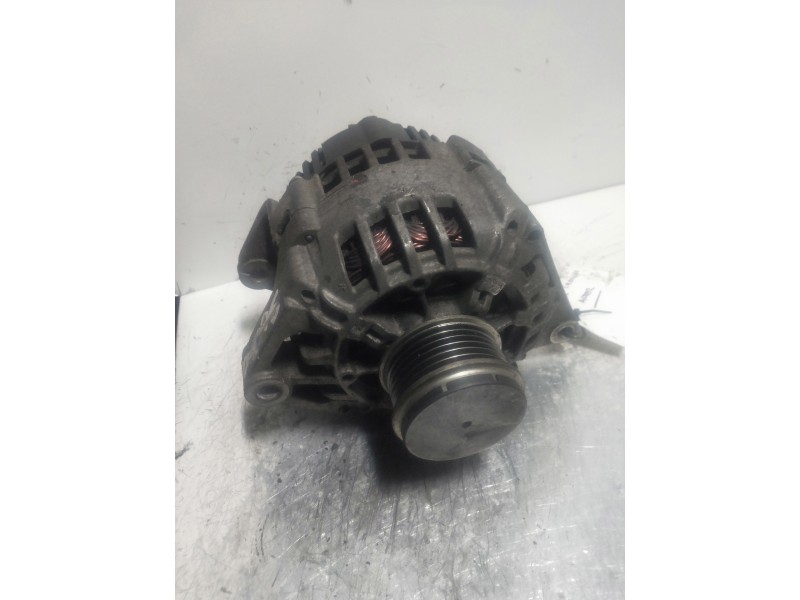 Recambio de alternador para renault scenic (ja..) 1.9 dti century referencia OEM IAM   