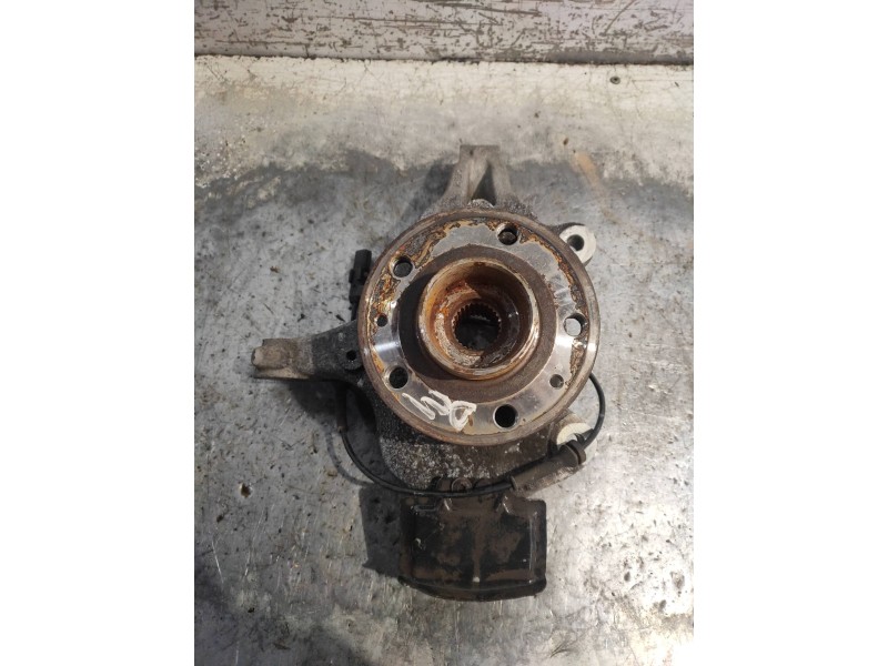 Recambio de mangueta delantera derecha para renault laguna iii dynamique referencia OEM IAM 402000003R  