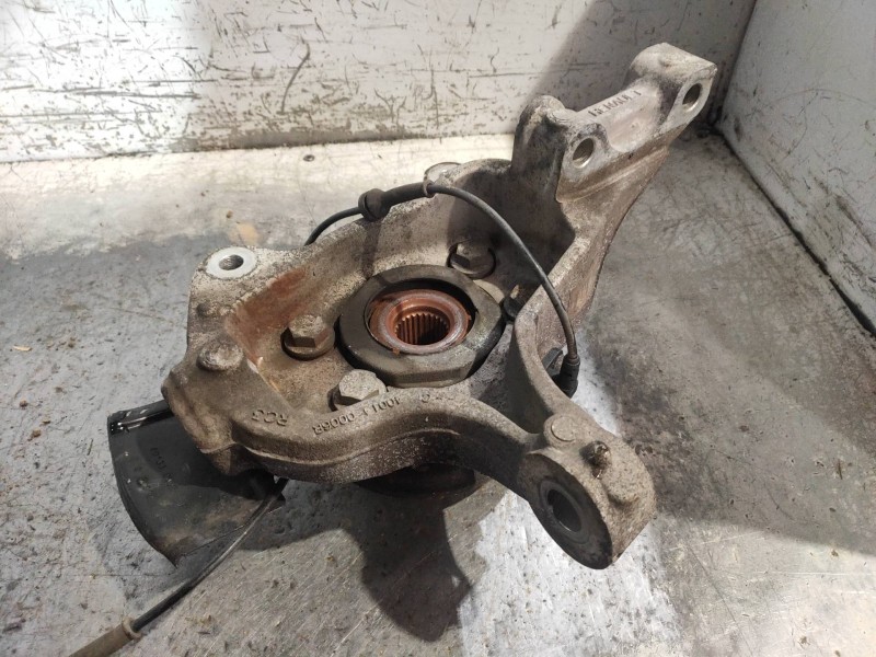 Recambio de mangueta delantera derecha para renault laguna iii dynamique referencia OEM IAM 402000003R  