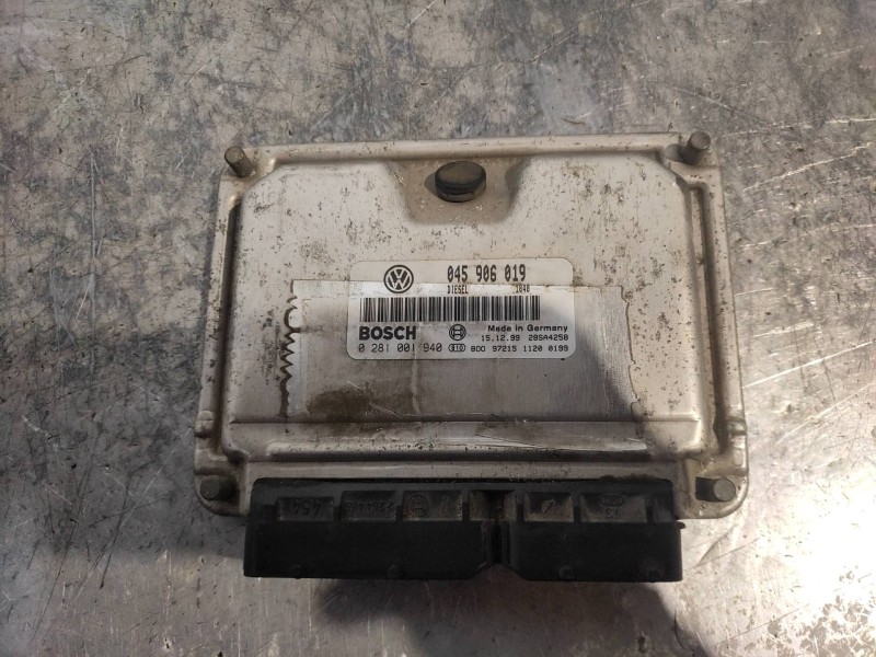Recambio de centralita motor uce para volkswagen polo berlina (6n2) trendline referencia OEM IAM 0281001940 045906019 BOSCH