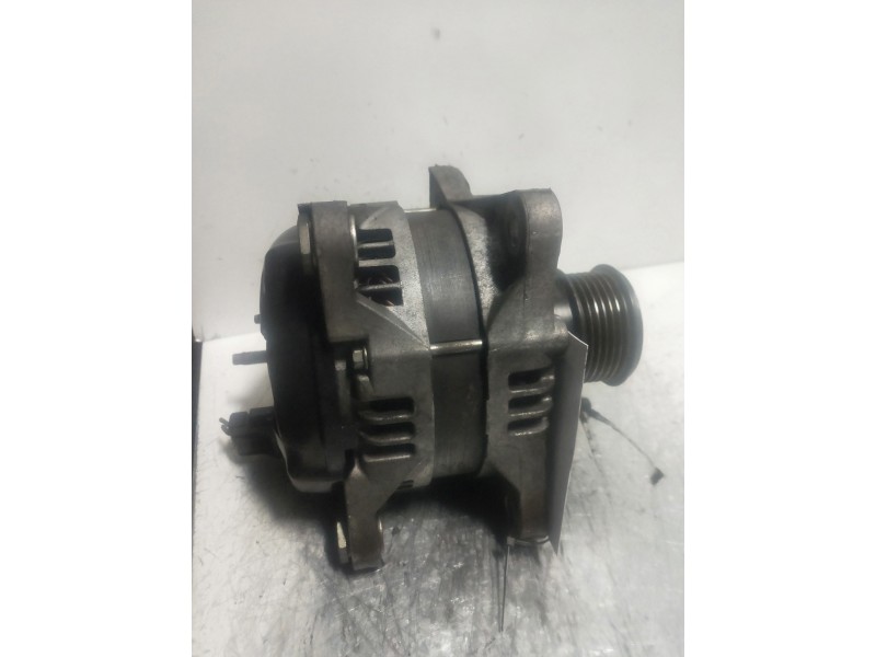 Recambio de alternador para chrysler voyager (rg) 2.5 crd lx referencia OEM IAM 4710000086  