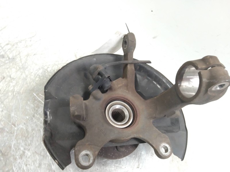 Recambio de mangueta delantera izquierda para mg rover serie 200 (xw) 218 vvc coupe referencia OEM IAM   