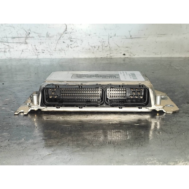 Recambio de centralita motor uce para kia sorento 2.5 crdi ex referencia OEM IAM 0281011283 391004A720 