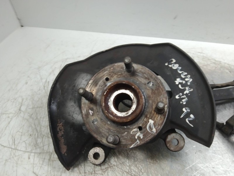 Recambio de mangueta delantera derecha para mg rover serie 800 (rs) referencia OEM IAM   