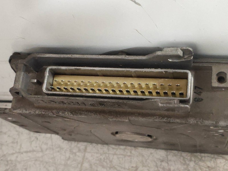 Recambio de centralita motor uce para peugeot 306 berlina 3/5 puertas (s1) graffic referencia OEM IAM 0261203912 9623675980 