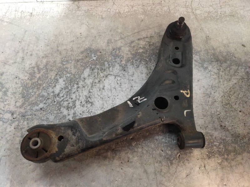 Recambio de brazo suspension inferior delantero izquierdo para kia picanto 1.1 active referencia OEM IAM   