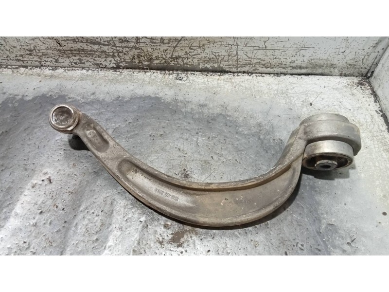 Recambio de brazo suspension inferior delantero derecho para audi a4 ber. (b8) 2.0 16v tdi referencia OEM IAM 8K0407696G  