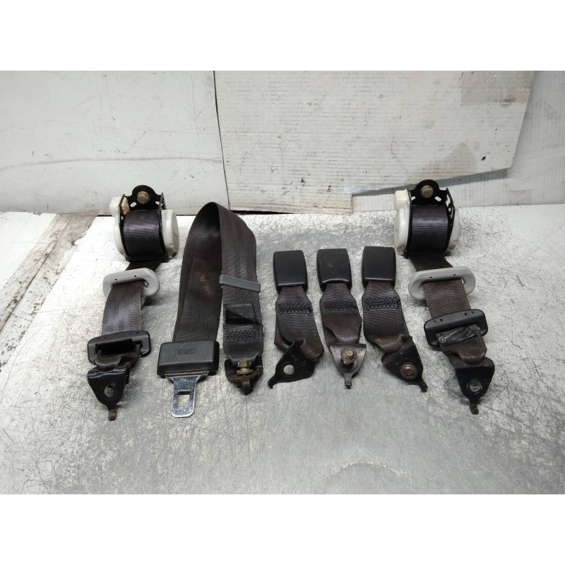 Recambio de juego cinturones trasero para honda civic berlina 3/4 (ej/ek) 1.5 ls vtec 3 berlina (ek3) referencia OEM IAM   3P