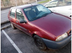 ford fiesta berlina del año 1996