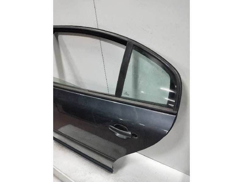 Recambio de puerta trasera izquierda para skoda superb (3u4) 1.9 tdi referencia OEM IAM   
