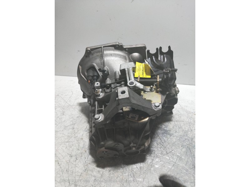 Recambio de caja cambios para ford focus berlina (cap) 1.6 tdci cat referencia OEM IAM 3M5R7002YF T1GD2 280405 094136 5V