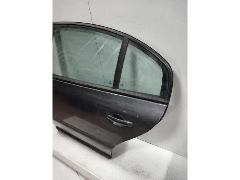 Recambio de puerta trasera izquierda para skoda superb (3u4) 1.9 tdi referencia OEM IAM   