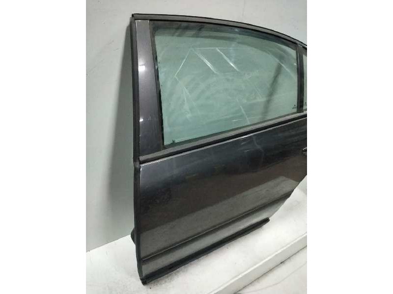 Recambio de puerta trasera izquierda para skoda superb (3u4) 1.9 tdi referencia OEM IAM   