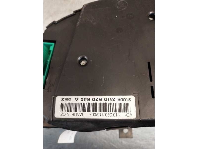 Recambio de cuadro instrumentos para skoda superb (3u4) 1.9 tdi referencia OEM IAM 110080115003 3U0920840A 
