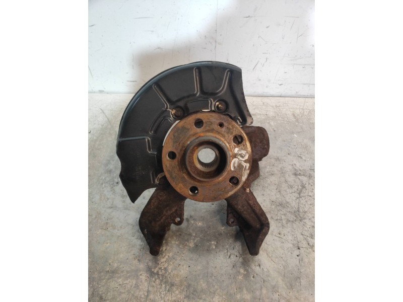 Recambio de mangueta delantera derecha para volkswagen new beetle (9c1/1c1) 2.0 referencia OEM IAM    Recambio de mangueta delantera derecha para volkswagen new beetle (9c1/1c1) 2.0 referencia OEM IAM