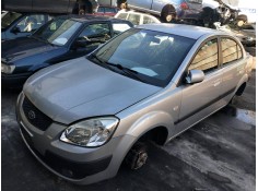 kia rio del año 2005