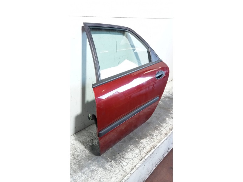 Recambio de puerta trasera izquierda para renault laguna (b56) 2.0 anade referencia OEM IAM   5P