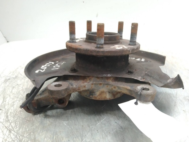 Recambio de mangueta delantera izquierda para land rover freelander (ln) 2.0 turbodiesel referencia OEM IAM   