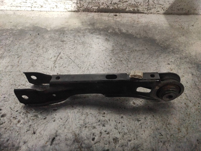 Recambio de brazo suspension superior trasero izquierdo para bmw x1 (e84) xdrive 18d referencia OEM IAM 6782168  