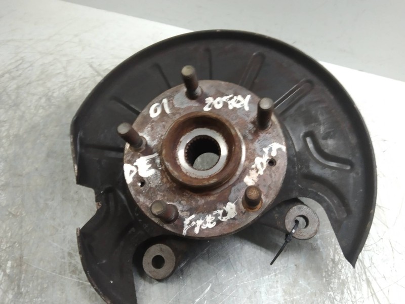 Recambio de mangueta delantera derecha para land rover freelander (ln) 2.0 td4 cat referencia OEM IAM   