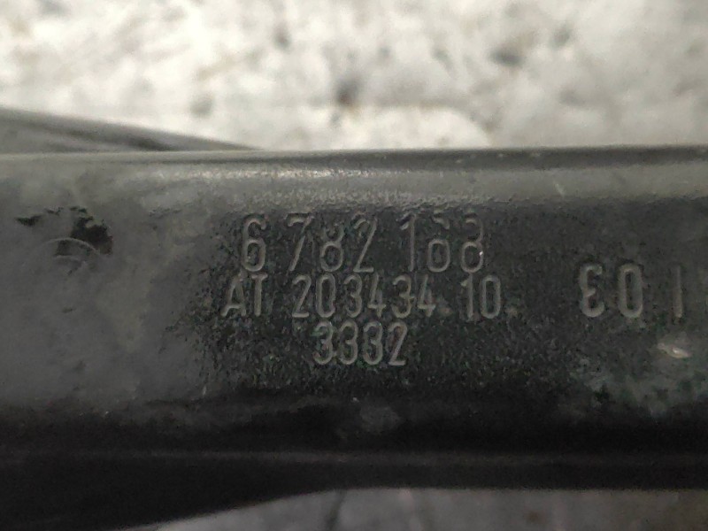 Recambio de brazo suspension superior trasero izquierdo para bmw x1 (e84) xdrive 18d referencia OEM IAM 6782168  