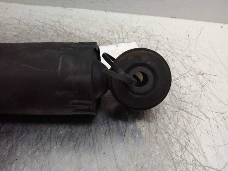 Recambio de amortiguador delantero para land rover range rover (lp) 2.5 turbodiesel referencia OEM IAM   