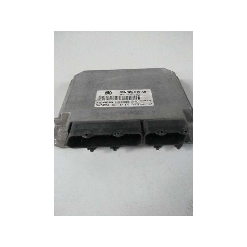 Recambio de centralita motor uce para skoda octavia berlina (1u2) 1.6 referencia OEM IAM 06A906019AN 5WP437406 21A2556