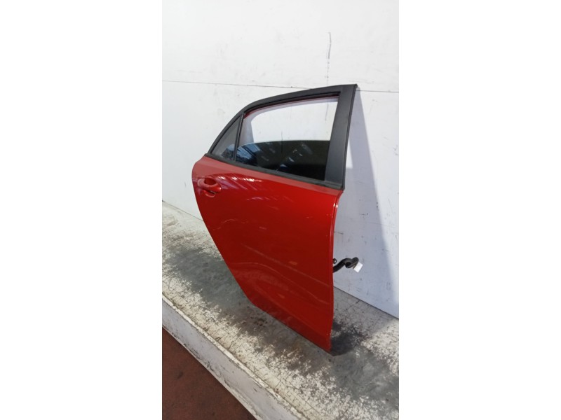 Recambio de puerta trasera derecha para kia rio (yb) drive referencia OEM IAM   5P