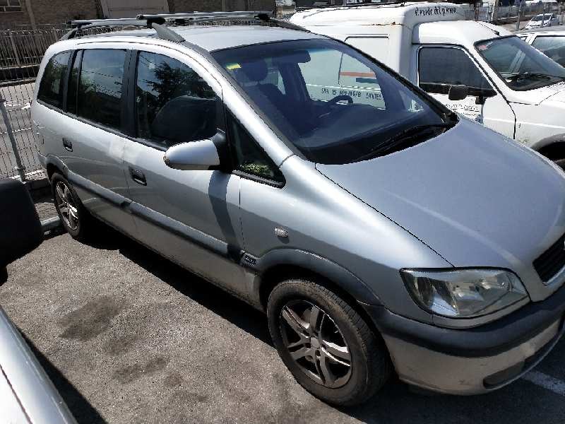 opel zafira a del año 2001