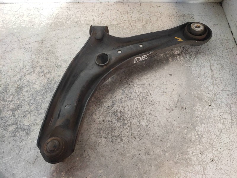 Recambio de brazo suspension inferior delantero derecho para ford fiesta (cb1) ambiente referencia OEM IAM   