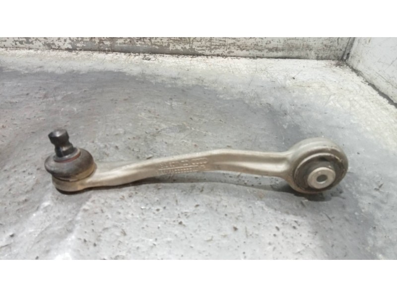 Recambio de brazo suspension superior delantero izquierdo para audi a4 ber. (b8) 2.0 16v tdi referencia OEM IAM   
