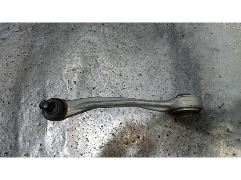 Recambio de brazo suspension superior delantero izquierdo para audi a4 ber. (b8) 2.0 16v tdi referencia OEM IAM   