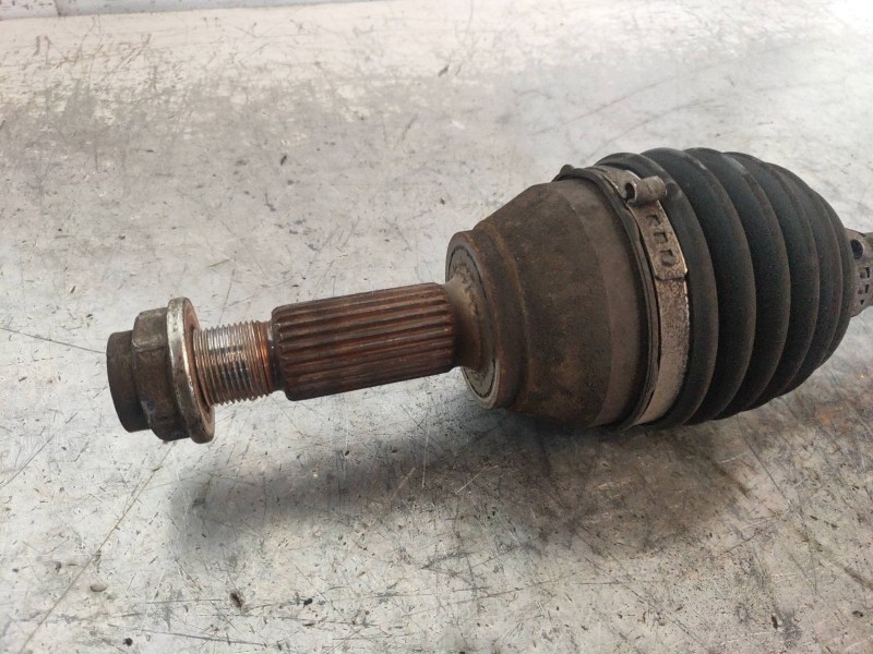 Recambio de transmision delantera izquierda para ford fiesta (cb1) ambiente referencia OEM IAM 8V513B437AAA  