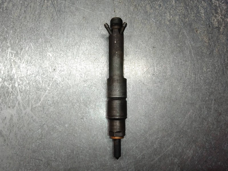 Recambio de inyector para seat leon (1m1) signo referencia OEM IAM 0432193696 028130202P 