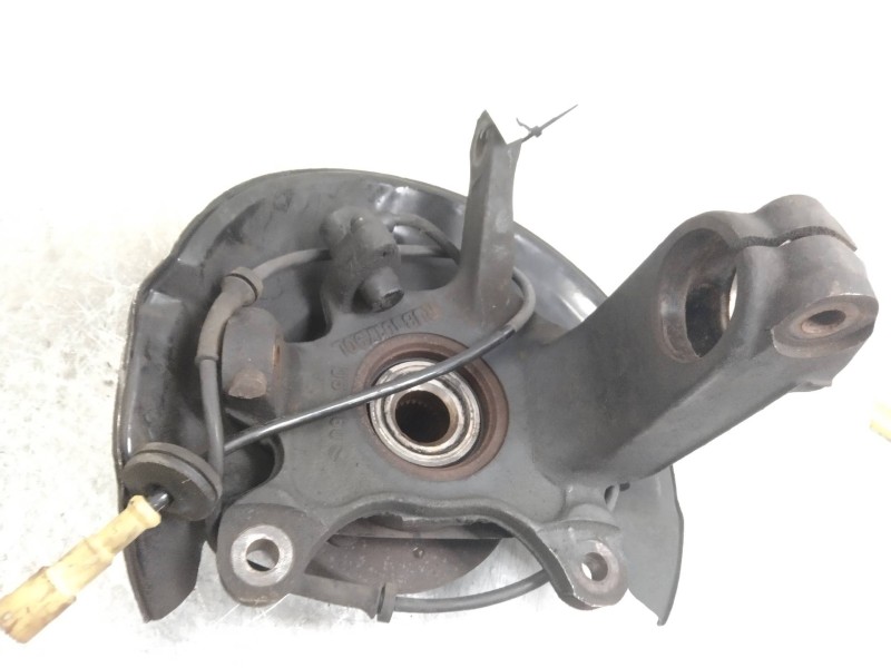 Recambio de mangueta delantera izquierda para mg rover mg zr 1.8 cat referencia OEM IAM   