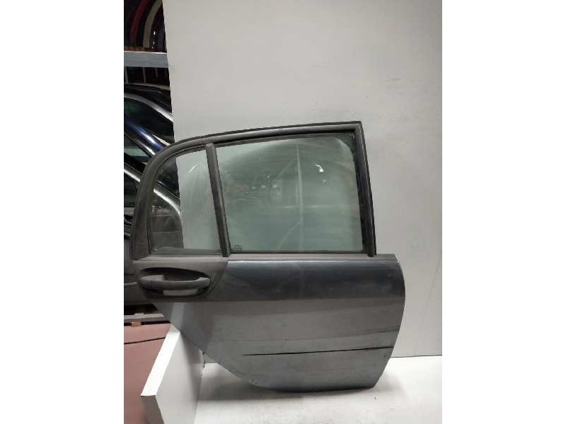 Recambio de puerta trasera derecha para smart forfour 1.3 cat referencia OEM IAM   