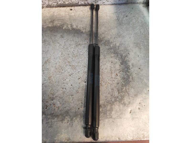 Recambio de amortiguadores maletero / porton para bmw x1 (e84) xdrive 18d referencia OEM IAM 51242990136  