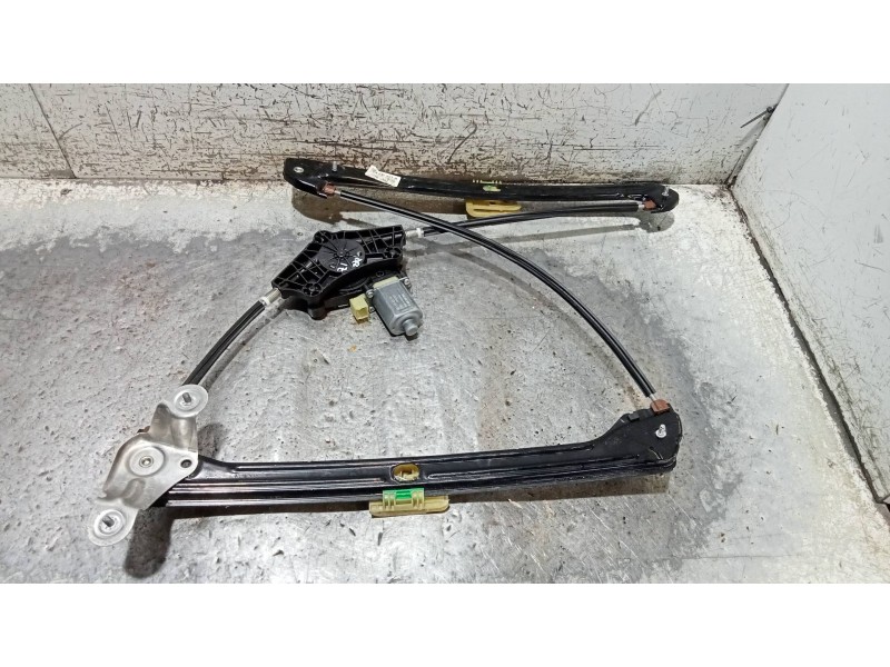 Recambio de elevalunas delantero izquierdo para volkswagen golf vii lim. (bq1) sport referencia OEM IAM 5G4837461H 0130822717 5P