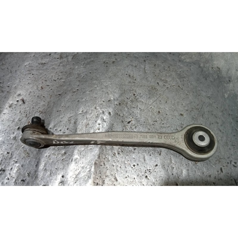 Recambio de brazo suspension superior delantero izquierdo para audi a4 ber. (b8) 2.0 16v tdi referencia OEM IAM   