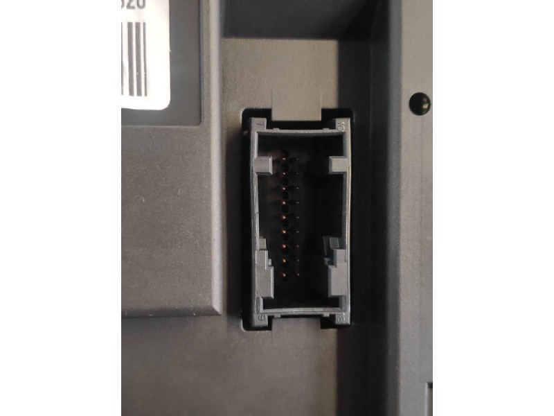 Recambio de cuadro instrumentos para bmw x1 (e84) xdrive 18d referencia OEM IAM 931615201 700256320 