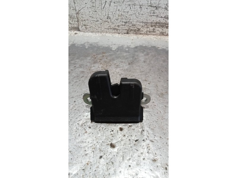 Recambio de motor cierre centralizado porton para volkswagen golf vii lim. (bq1) sport referencia OEM IAM 5G6827505  