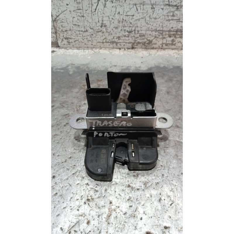 Recambio de motor cierre centralizado porton para volkswagen golf vii lim. (bq1) sport referencia OEM IAM 5G6827505  