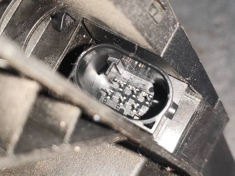 Recambio de potenciometro pedal para bmw x1 (e84) xdrive 18d referencia OEM IAM 686078501 3542686078501 25916010