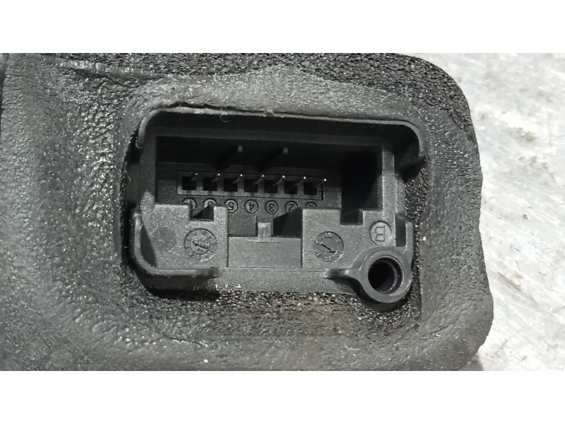 Recambio de motor cierre centralizado trasero izquierdo para volkswagen golf vii lim. (bq1) sport referencia OEM IAM 5K4839015R 