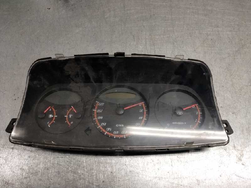 Recambio de cuadro instrumentos para ssangyong actyon 2.0 td cat referencia OEM IAM 8021031521 X21 