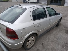 opel astra g berlina del año 2004 2