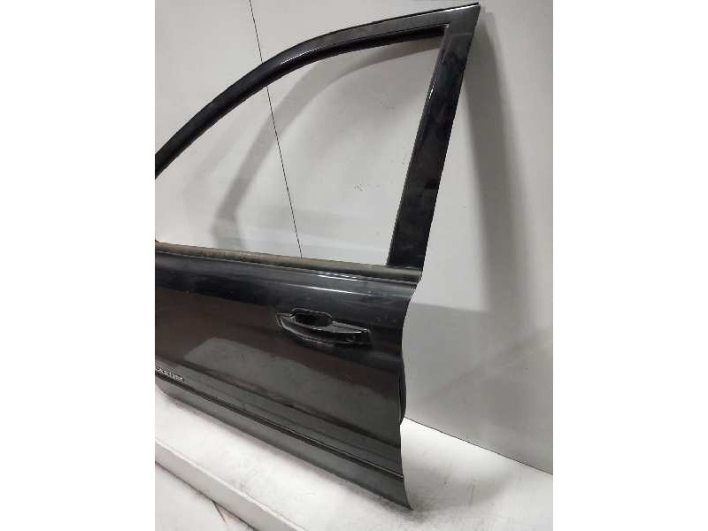 Recambio de puerta delantera izquierda para ssangyong actyon 2.0 td cat referencia OEM IAM   