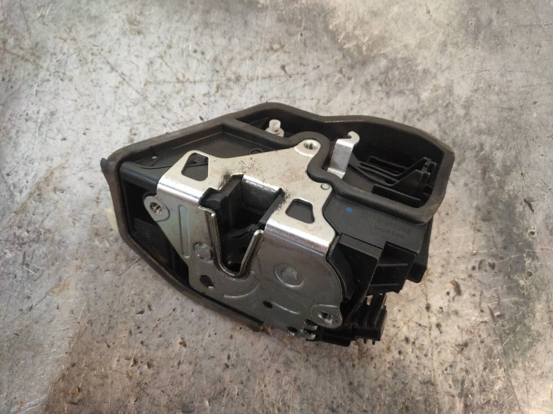 Recambio de motor cierre centralizado delantero izquierdo para bmw x1 (e84) xdrive 18d referencia OEM IAM 7229461  